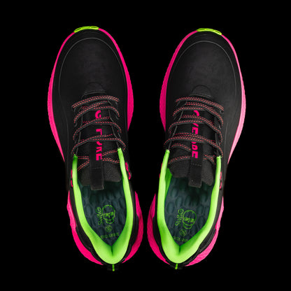 SWAG Golf x G/FORE Men's MG4+
O2 black golf shoe with neon green and pink accents and a stacked SWAG skulls pattern.