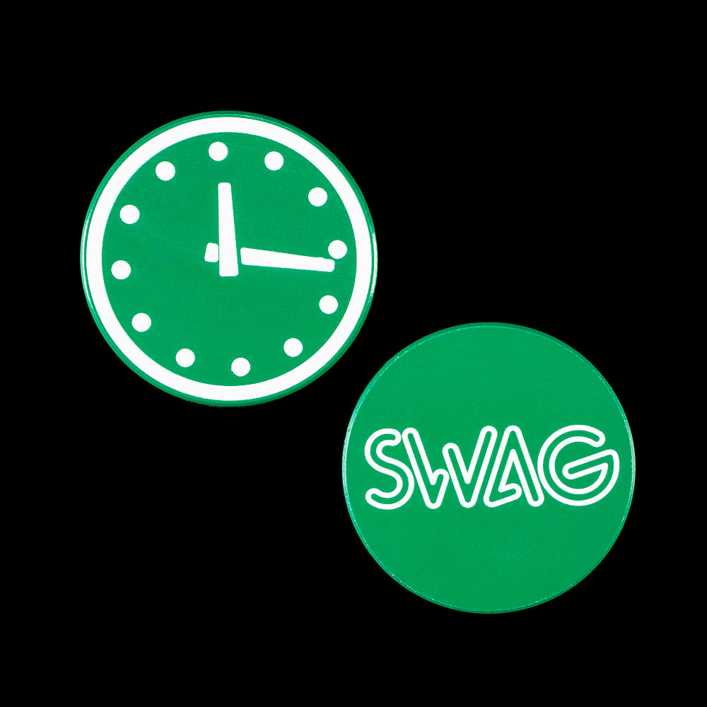 Chicago Cubs golf ball marker featuring a clock set to 1:20, honoring the iconic Wrigley Field first pitch time.