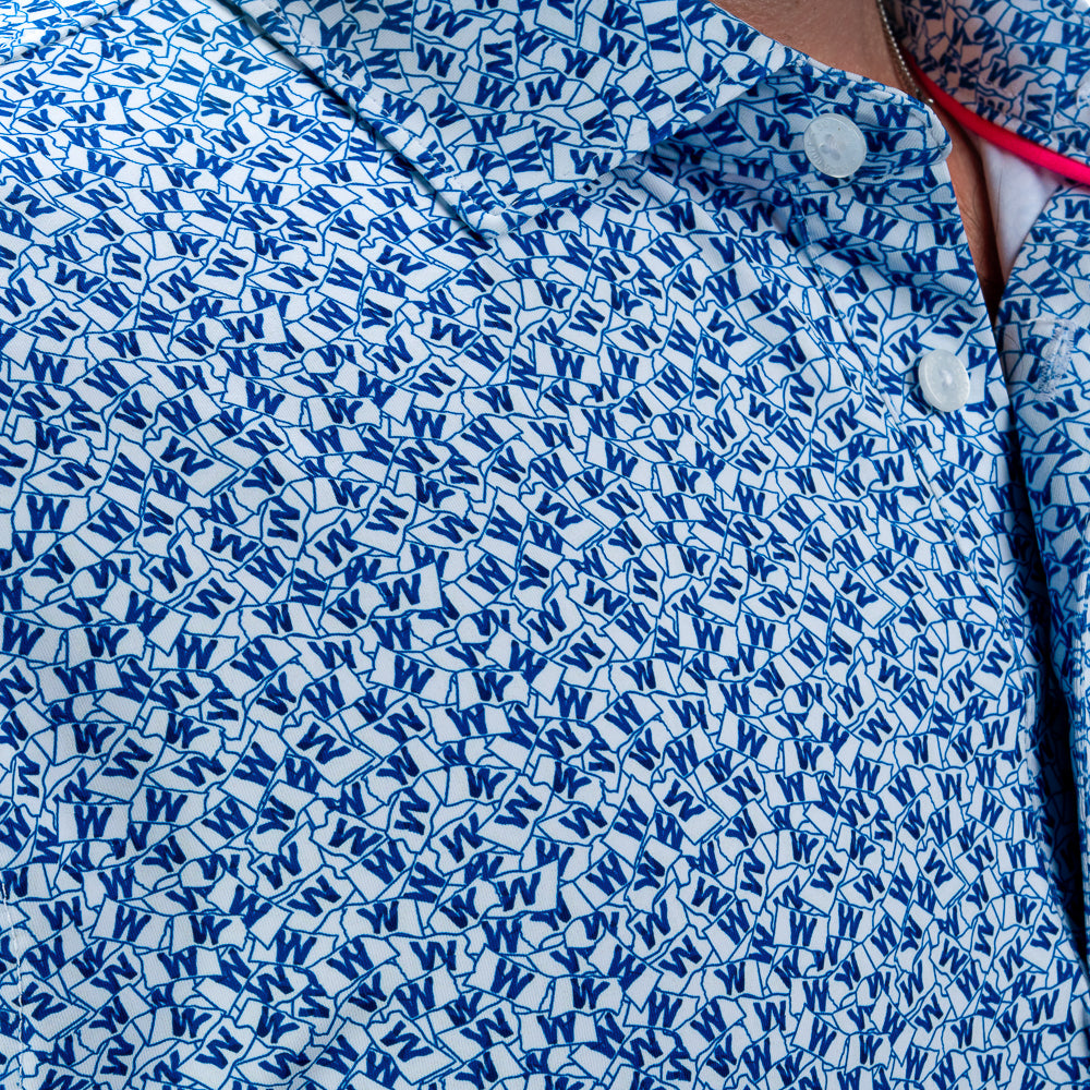 Close-up of the collar and all-over W flag pattern on the Chicago Cubs Classic Polo Shirt.