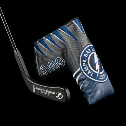Tampa Bay Lightning Hockey Blade Putter paired with a Tampa Bay Lightning jersey blade cover in blue, grey and white.