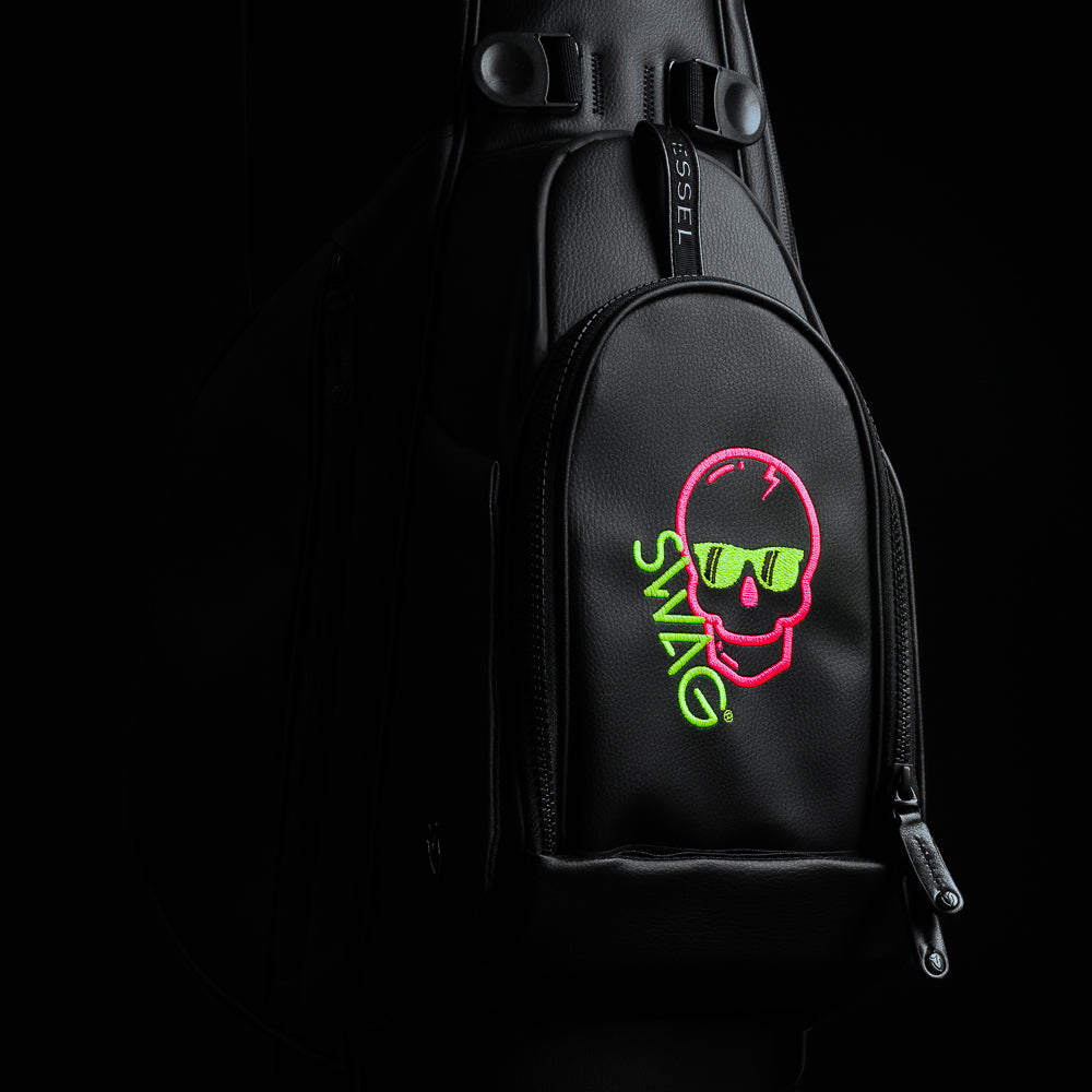 Swag x Vessel black skull junior stand bag.